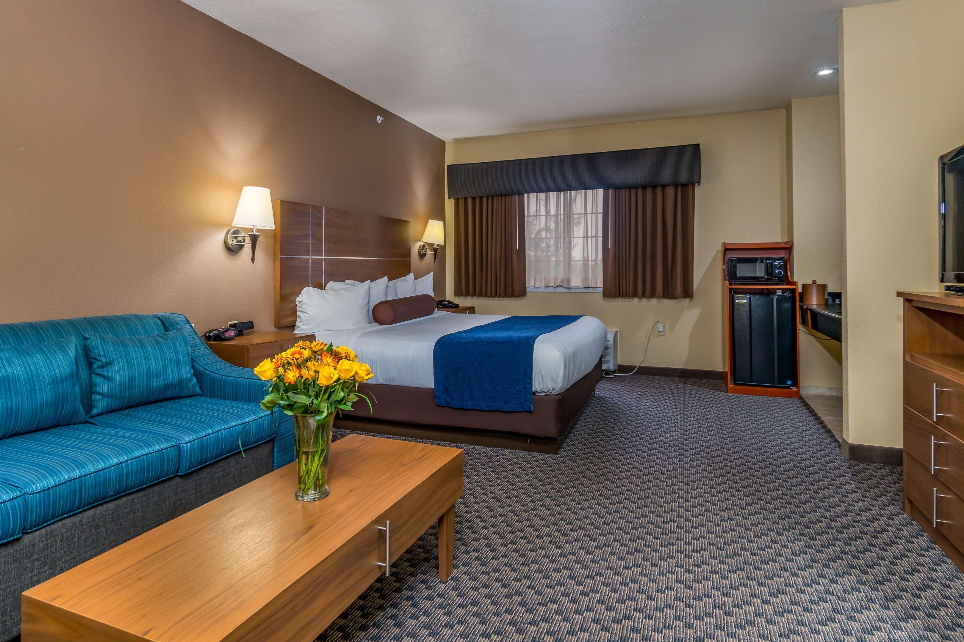 Best Western Plus Shamrock Inn & Suites Ngoại thất bức ảnh