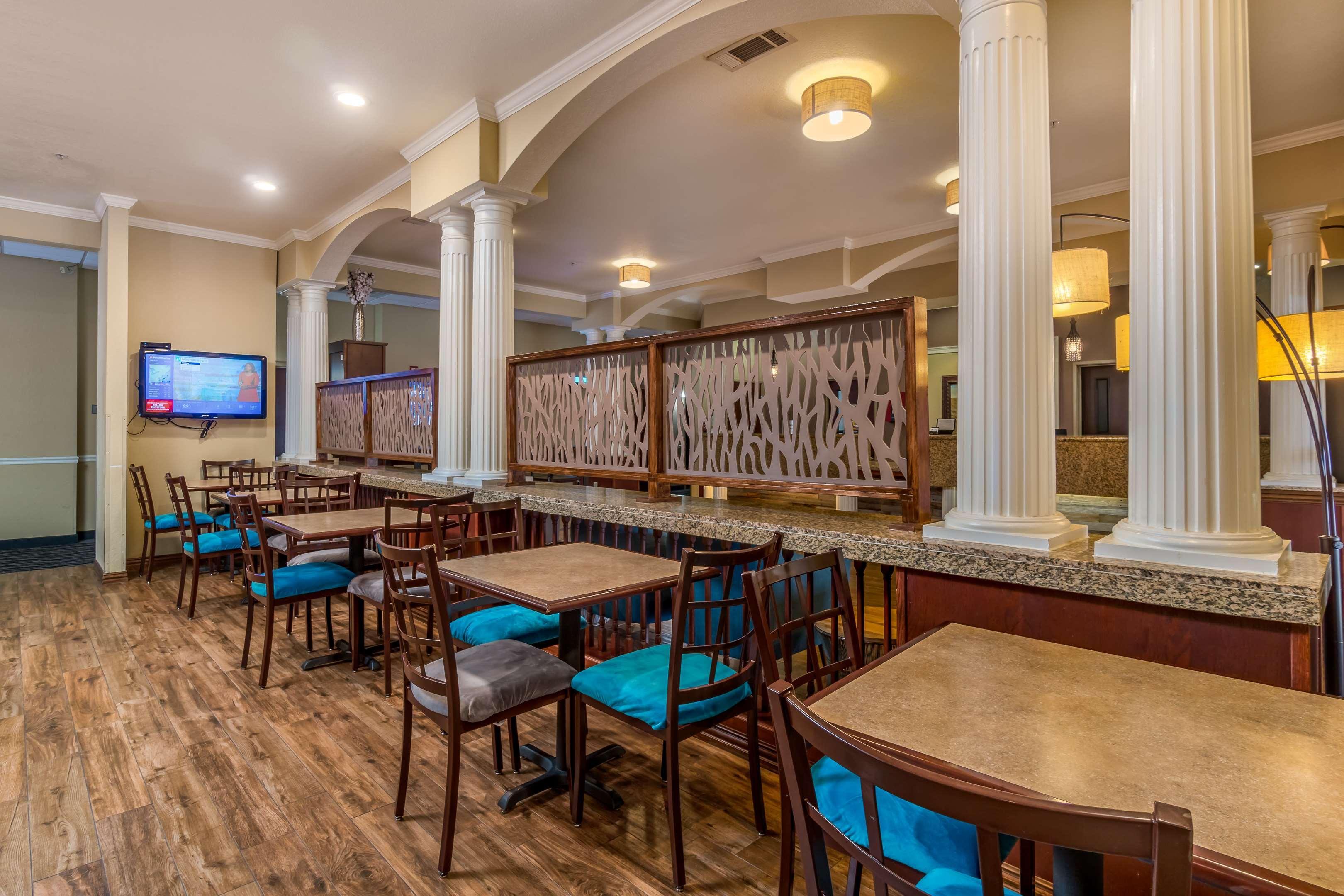 Best Western Plus Shamrock Inn & Suites Ngoại thất bức ảnh