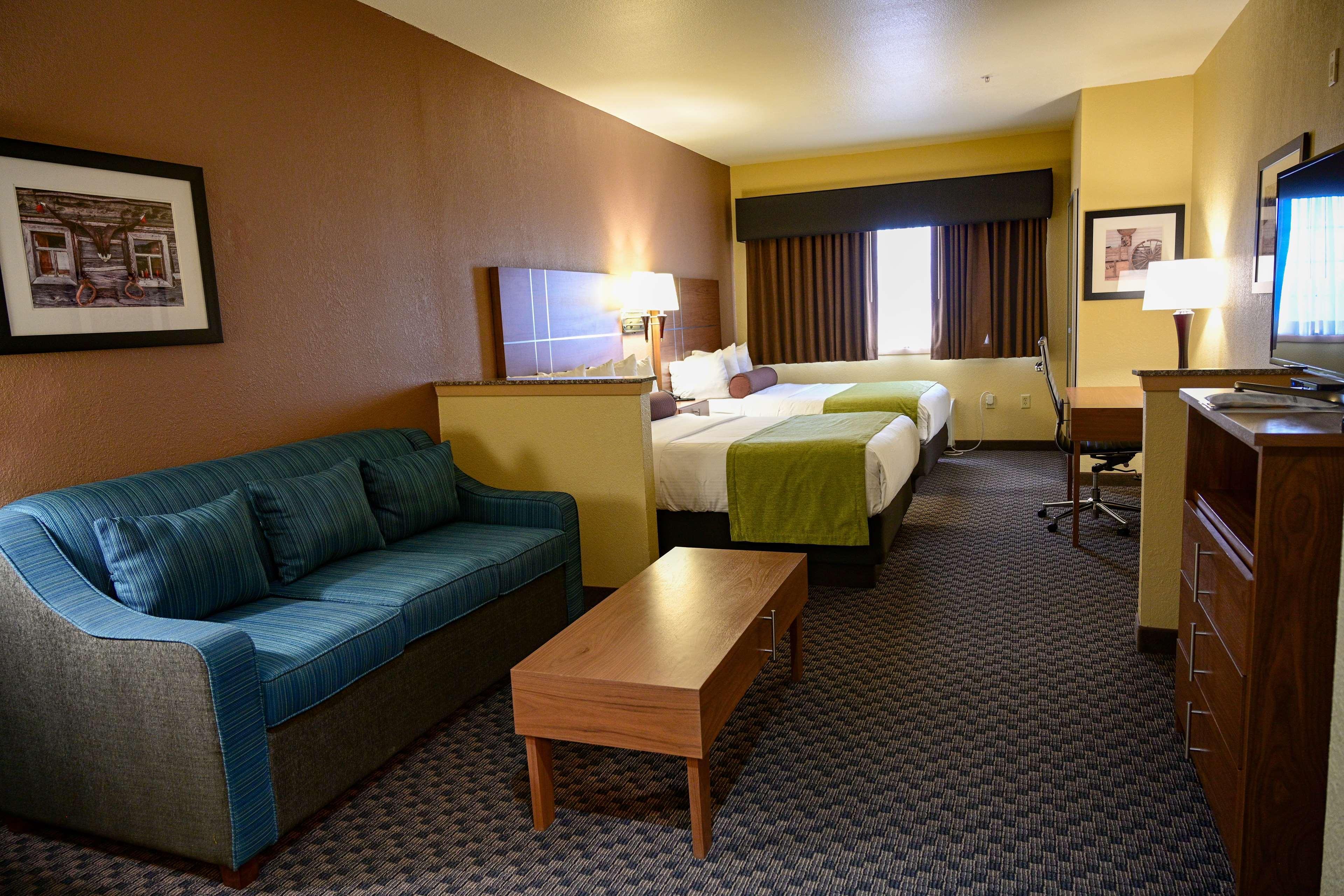 Best Western Plus Shamrock Inn & Suites Ngoại thất bức ảnh